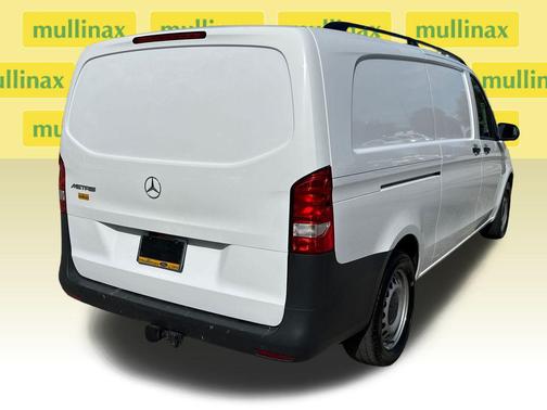 2023 Mercedes-Benz Metris Base