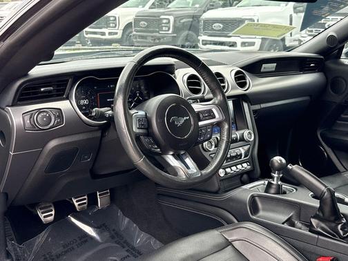 2021 Ford Mustang EcoBoost Premium