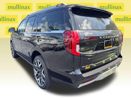AGATE BLACK METALLIC 2026 Ford Expedition Platinum