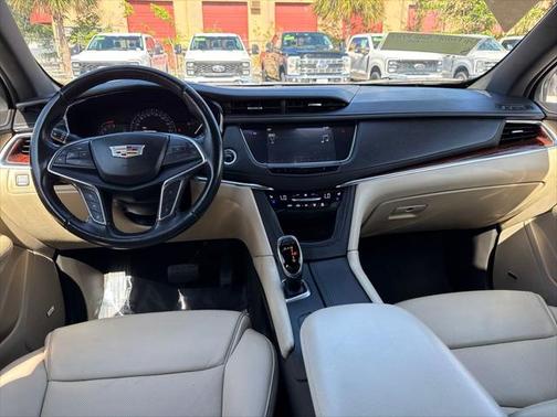 2019 Cadillac XT5 Premium Luxury