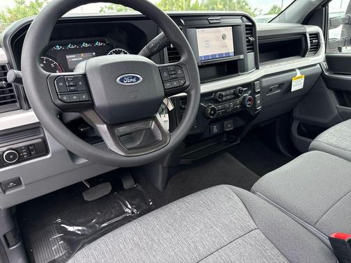 2025 Ford F-350 XLT