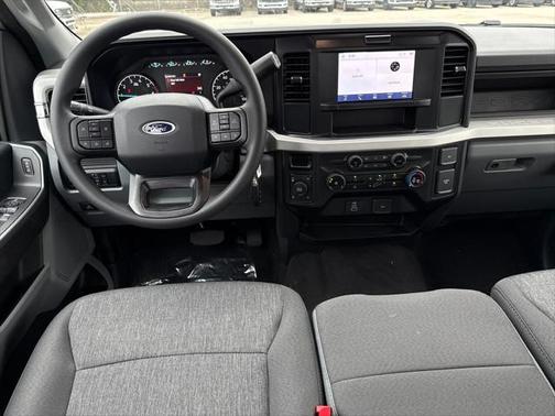 2025 Ford F-350 XLT