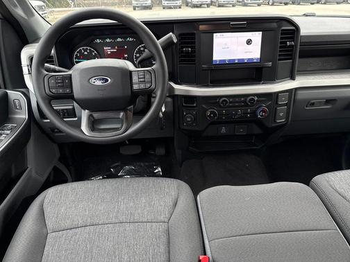 2025 Ford F-350 XLT