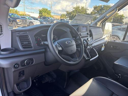2025 Ford Transit-250 Base
