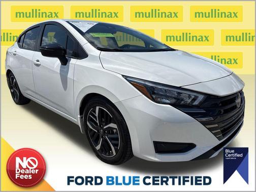 Aspen White Tricoat 2024 Nissan Versa 1.6 S