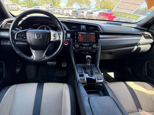2018 Honda Civic Sport Touring