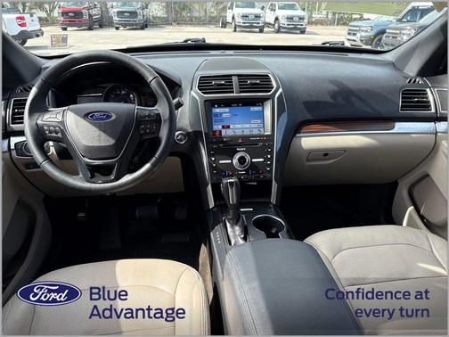 BURGUNDY VELVET MET TINT CC 2018 Ford Explorer Limited