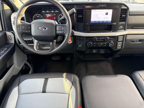 2025 Ford F-250 XLT