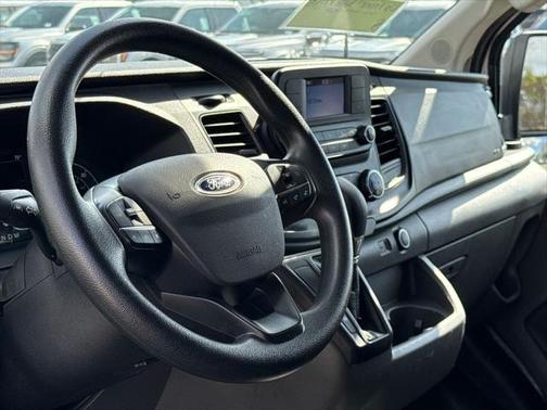 2022 Ford Transit-250 Base