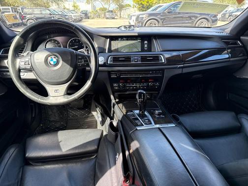 2013 BMW 750 Li
