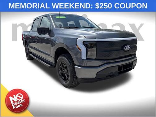 2025 Ford F-150 Lightning XLT