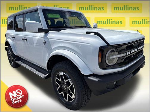 OXFORD WHITE 2026 Ford Bronco Outer Banks