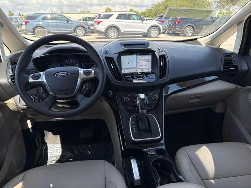 2018 Ford C-Max Hybrid Titanium