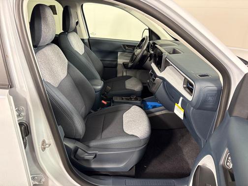 SPACE WHITE METALLIC 2026 Ford Maverick XLT