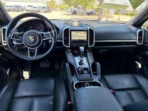 Black 2016 Porsche Cayenne Cayenne