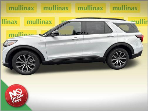 SPACE WHITE METALLIC 2026 Ford Explorer ST-Line