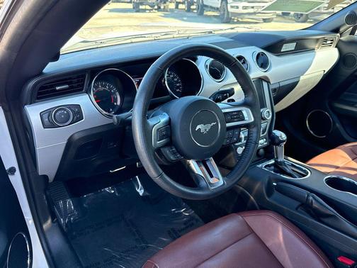 2017 Ford Mustang EcoBoost Premium