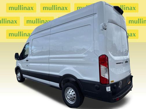 OXFORD WHITE 2026 Ford Transit-250 Base