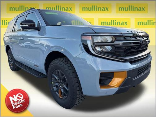Glacier Gray Metallic Tri-Coat 2026 Ford Expedition Tremor