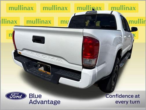 2017 Toyota Tacoma SR