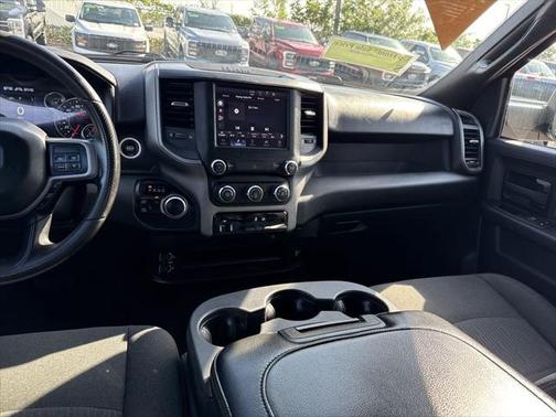 2022 RAM 2500 Tradesman Crew Cab 4x4 6'4' Box