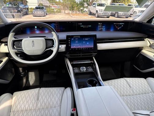 2024 Lincoln Nautilus Black Label