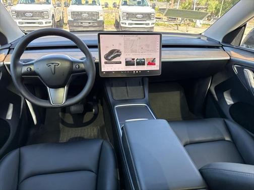 2024 Tesla Model Y Long Range Dual Motor All-Wheel Drive