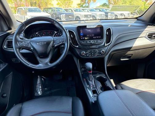 2022 Chevrolet Equinox FWD RS