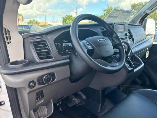 2025 Ford Transit-250 Base