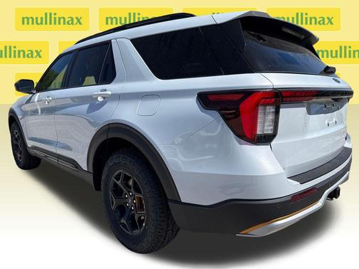 Space White Metallic 2026 Ford Explorer Tremor