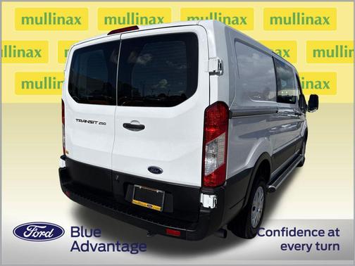 OXFORD WHITE 2024 Ford Transit-250 Base