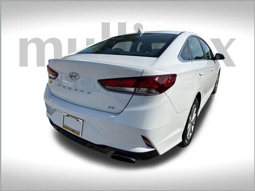 2018 Hyundai SONATA SE