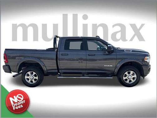 2023 RAM 2500 Big Horn Crew Cab 4x4 6'4' Box