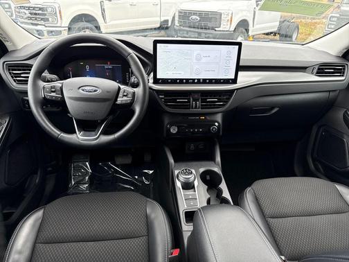 2024 Ford Escape PHEV SE