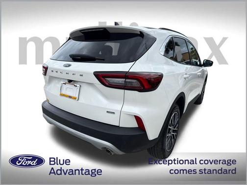 2024 Ford Escape PHEV SE
