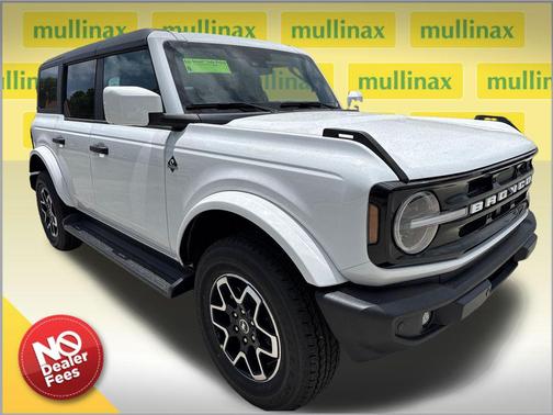 OXFORD WHITE 2026 Ford Bronco Outer Banks