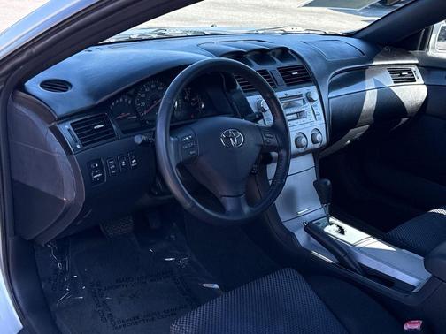 2005 Toyota Camry Solara SE V6