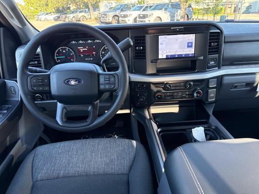 Agate Black Metallic 2027 Ford F-250 XLT