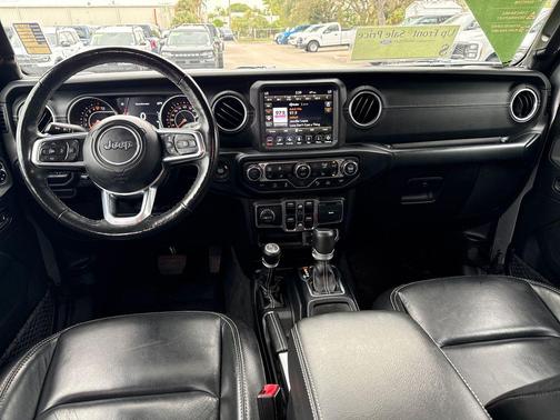 2020 Jeep Gladiator Overland