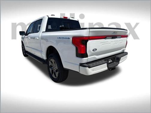 2025 Ford F-150 Lightning LARIAT