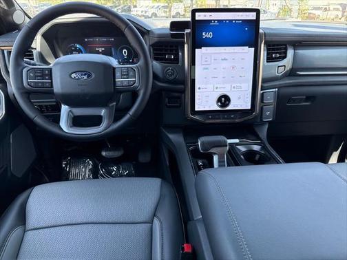 2025 Ford F-150 Lightning LARIAT