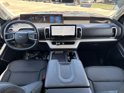 AGATE BLACK METALLIC 2025 Ford Expedition Max Active 4x2