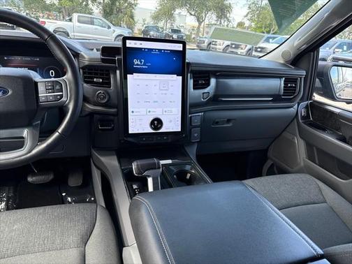 2024 Ford F-150 Lightning Flash