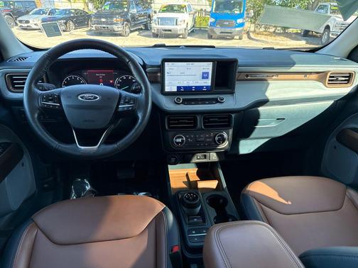 2022 Ford Maverick Lariat