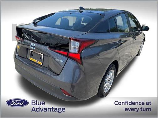 2019 Toyota Prius LE