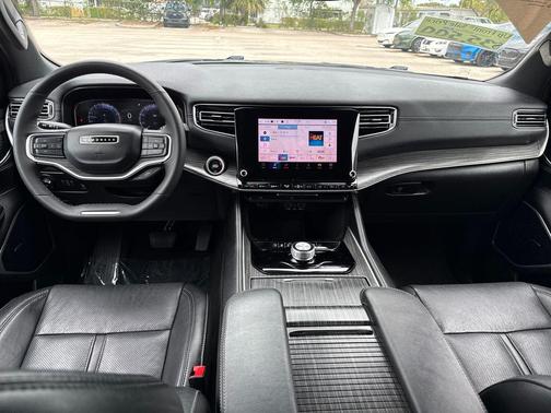 Baltic Gray Metallic Clearcoat 2024 Jeep Wagoneer L Series II 4x2