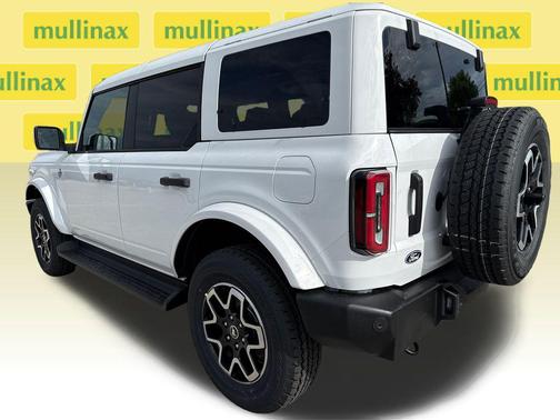 OXFORD WHITE 2026 Ford Bronco Outer Banks