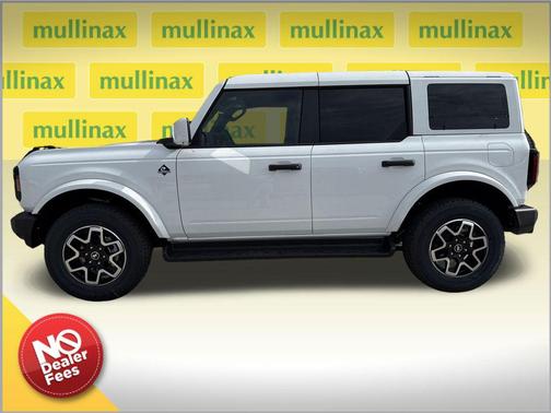 OXFORD WHITE 2026 Ford Bronco Outer Banks