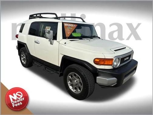 2013 Toyota FJ Cruiser Base