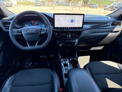 2023 Ford Escape ST-Line Select